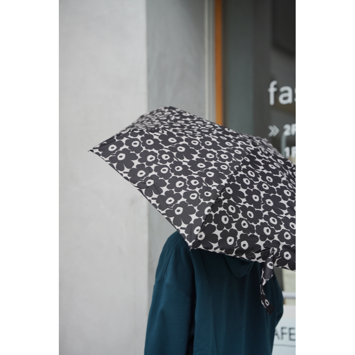 Marimekko (マリメッコ) | Unikko Mini Manual 折りたたみ傘 | 傘 雨傘