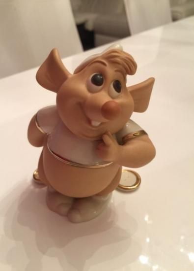 ディズニーフィギュア専門店 ディズニーコレクション