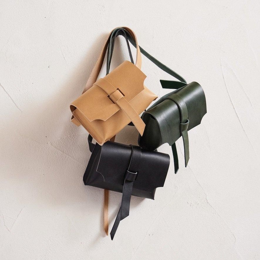 ARCHI / LEATHER BODY BAG-ARCHIの通販EQUAL