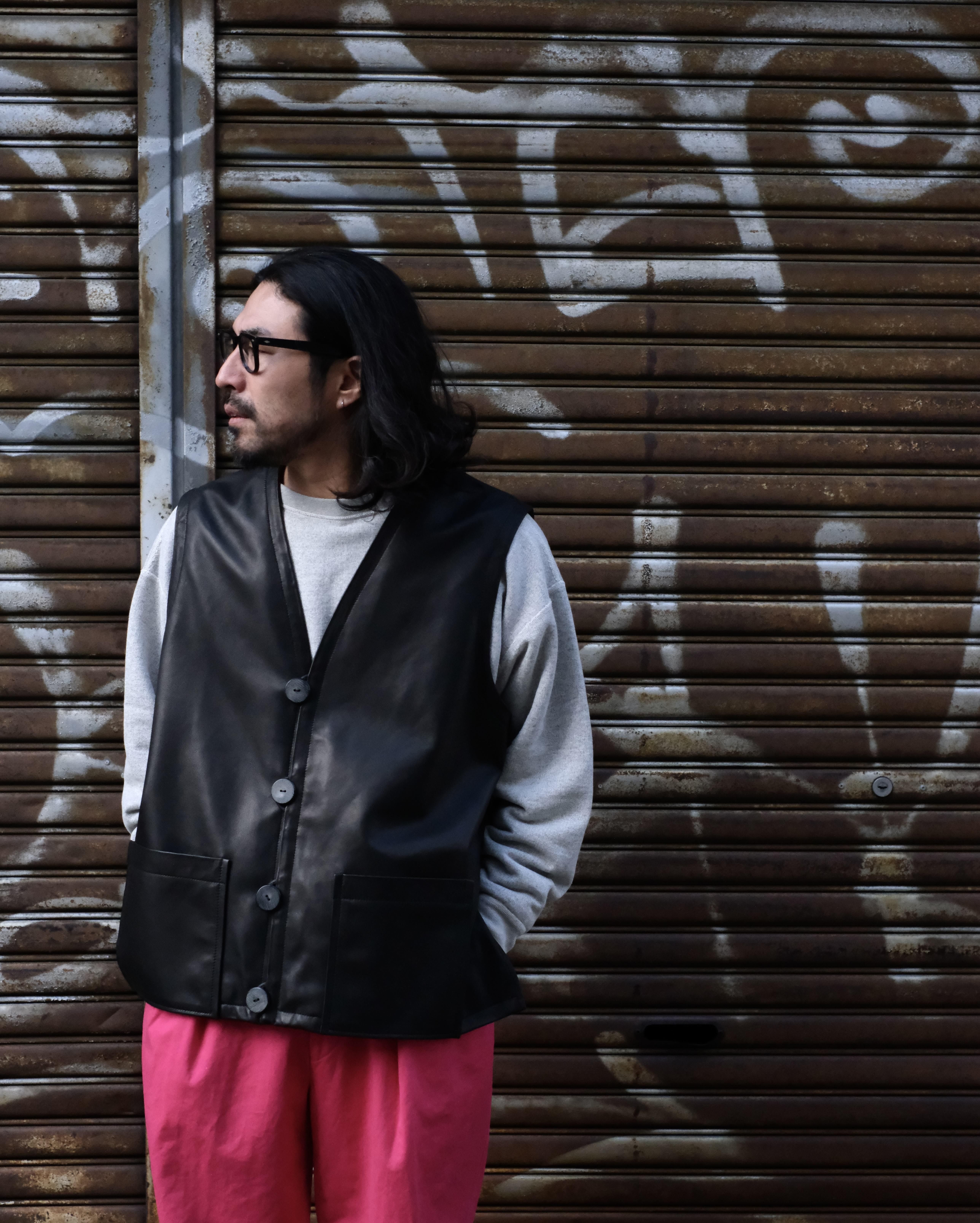 HERILL Lamb naked Vest - Black - PURAS