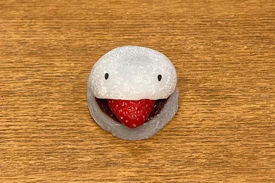 食品サンプル】 妖怪☆いちご大福（こし餡） - 江戸うさぎ