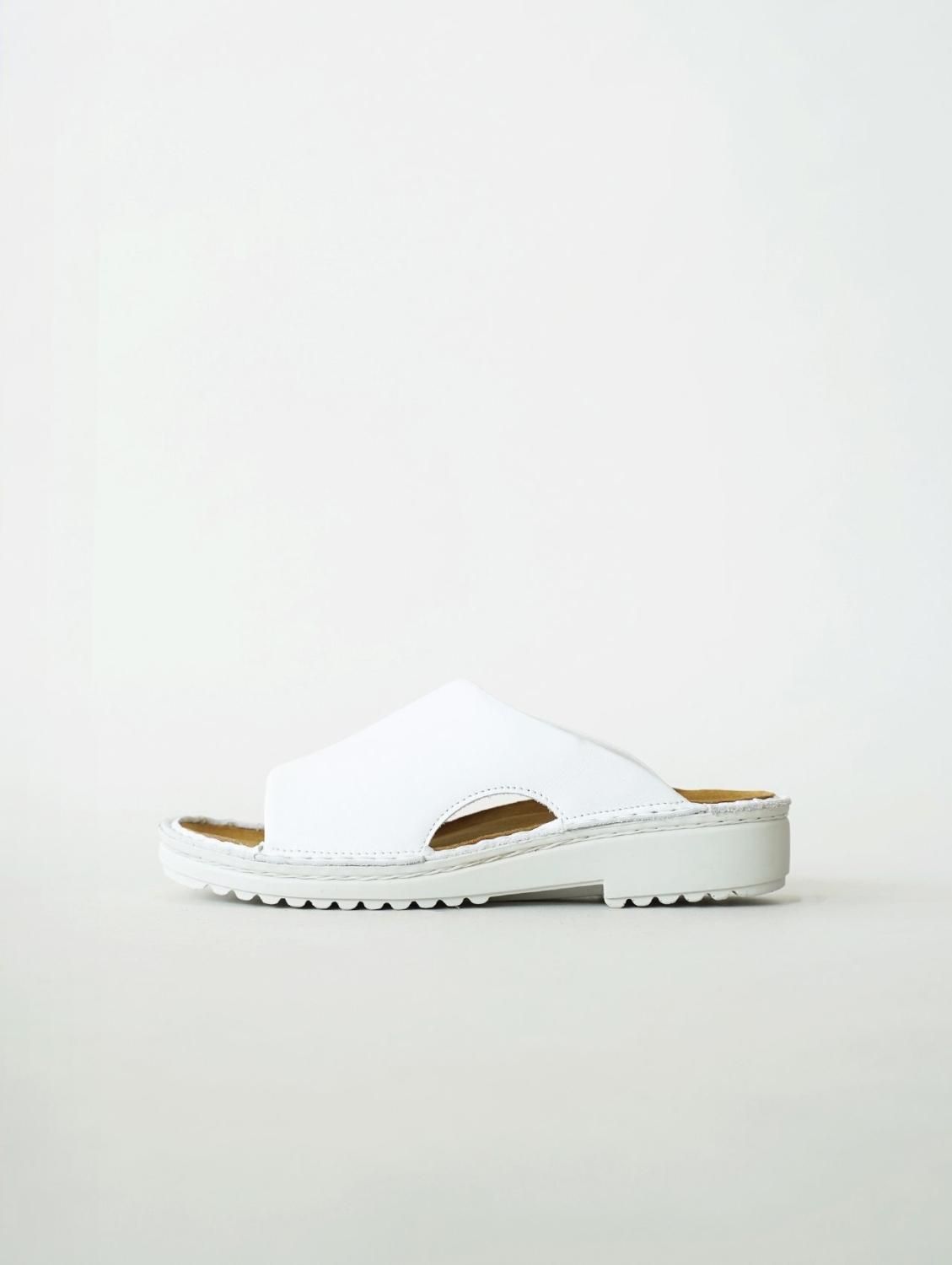 CECILIA / White - NAOT ナオトジャパン オンラインショップ