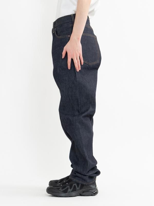 CLASSIC STRAIGHT JEANS-クラシックストレートジーンズ-HYKE（ハイク