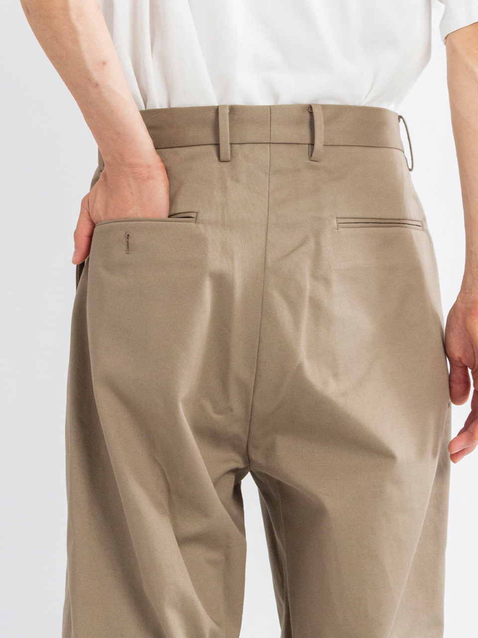 1 TUCK PANTS-1タックパンツ-URU（ウル）通販| stcompany