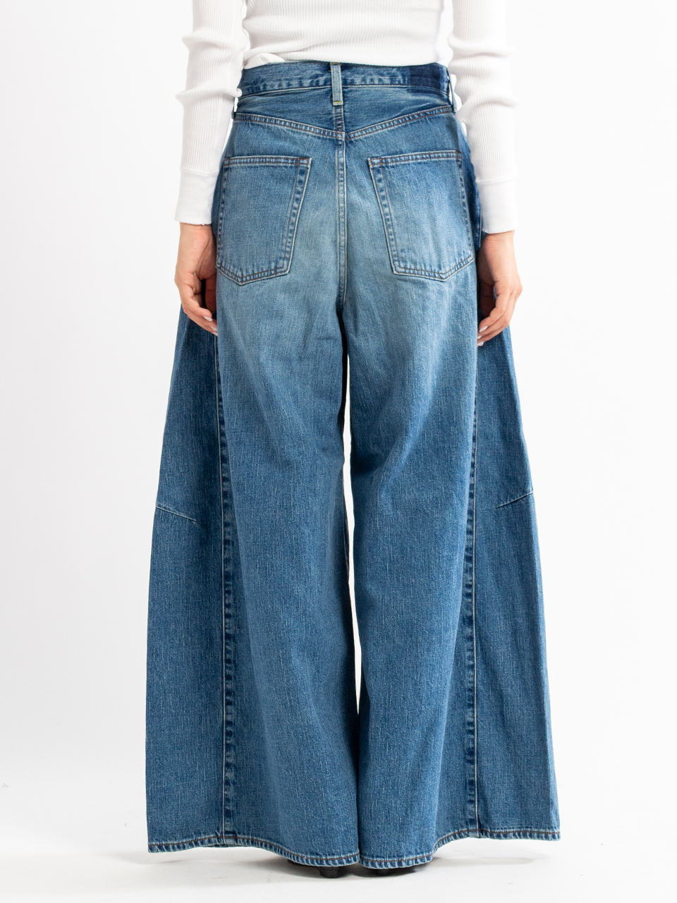 DENIM SUPER WIDE LEG JEANS デニムスーパーワイドレッグジーンズ-HYKE
