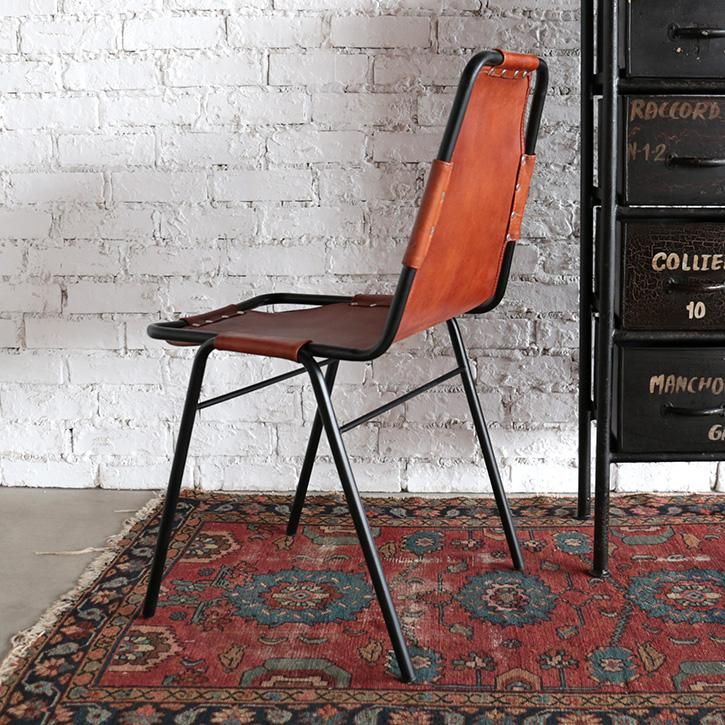 LEATHER CHAIR] シャルロット・ペリアン Charlotte Perriand