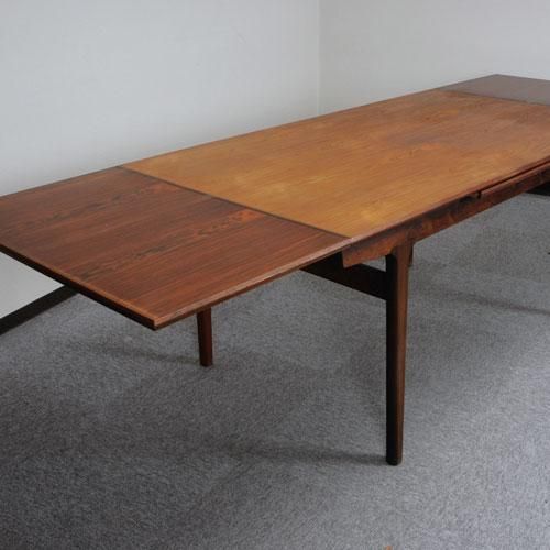 北欧ヴィンテージダイニングテーブル