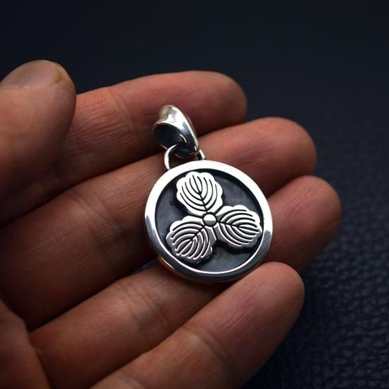 171.丸に三つ柏 家紋ペンダント【大】 制作実績 - 工房史 プレゼント