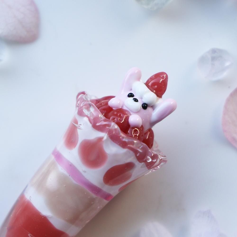 イチゴウサギパフェのガラスペン - 海福雑貨通販部