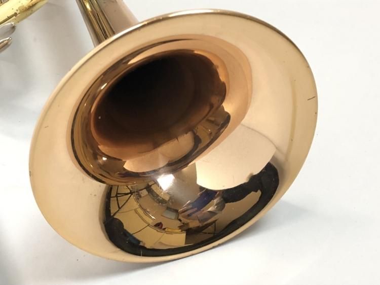 YAMAHA YTR-333 トランペット 赤ベル 改造品【服部管楽器】 - 服部