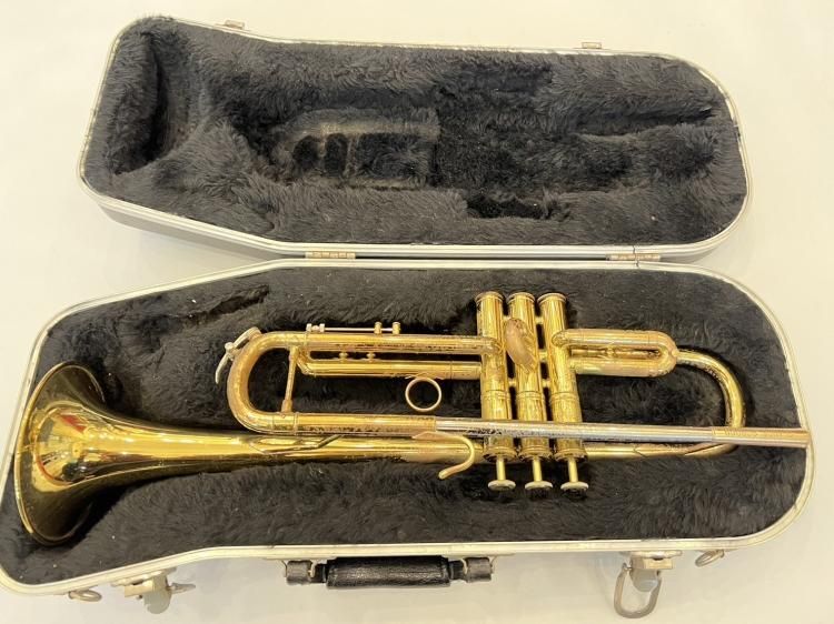 SELMER.USA B♭トランペット CLAUDE GORDON【西巣鴨】 - 服部管楽器