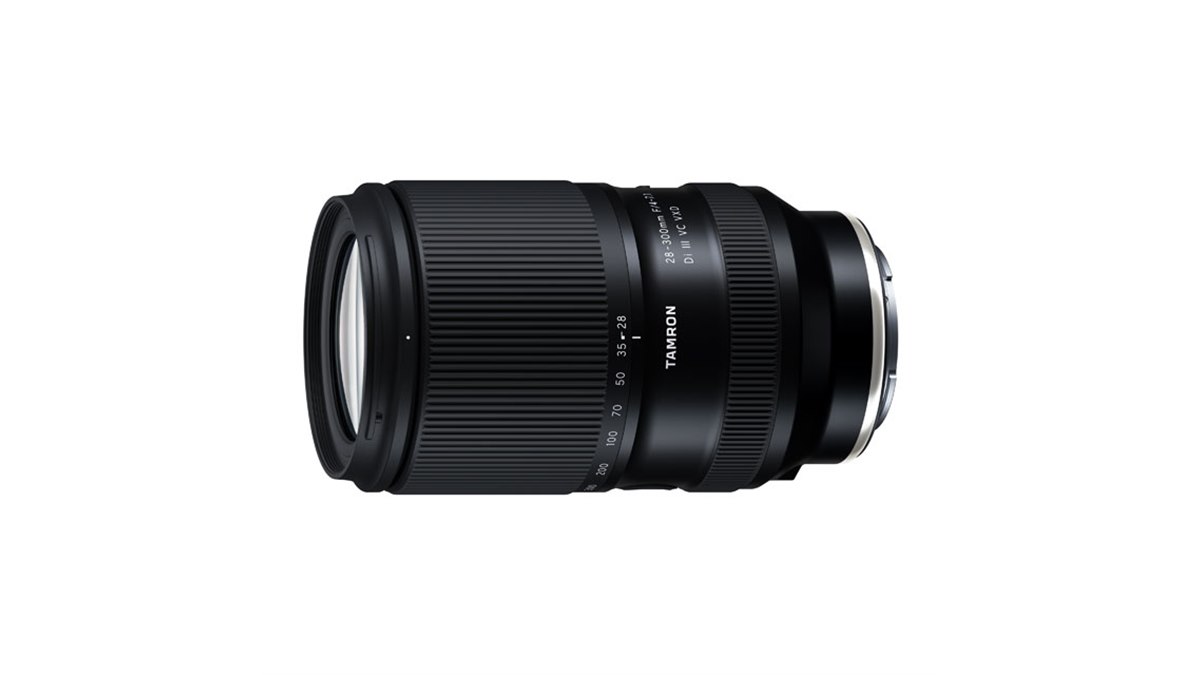 タムロン、高倍率ズームレンズ「28-300mm F/4-7.1 Di III VC VXD」を