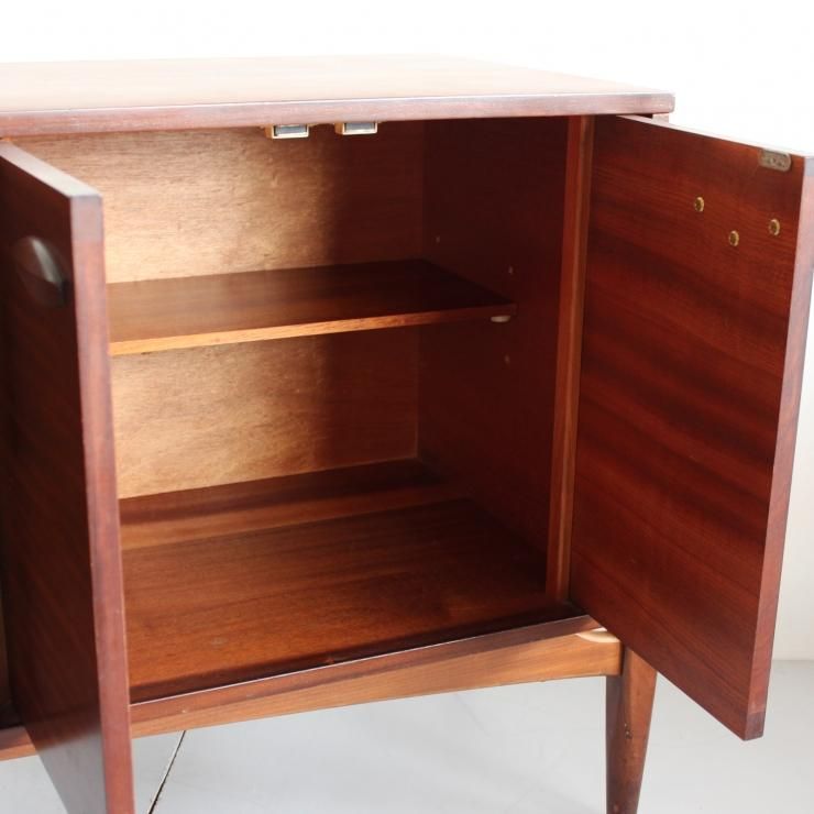 ビンテージ・サイドボード｜Elliotts Of Newbury(EoN)｜茨城県つくば市