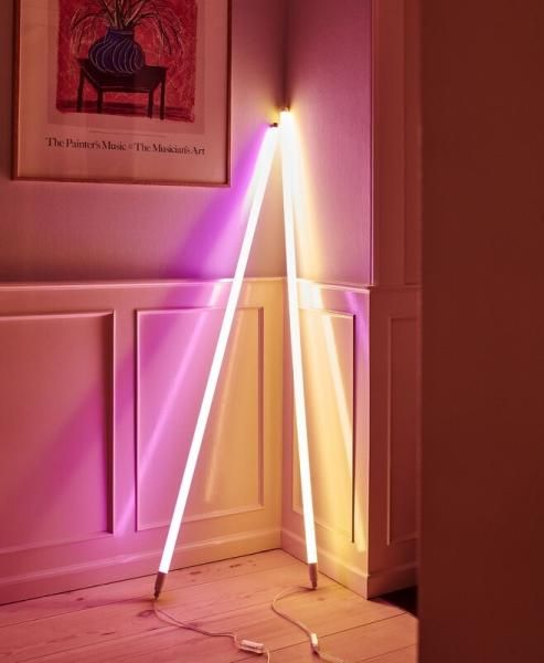 HAY】北欧デザイン照明「Neon Tube LED Slim, 120 cm, pink」フロアライト