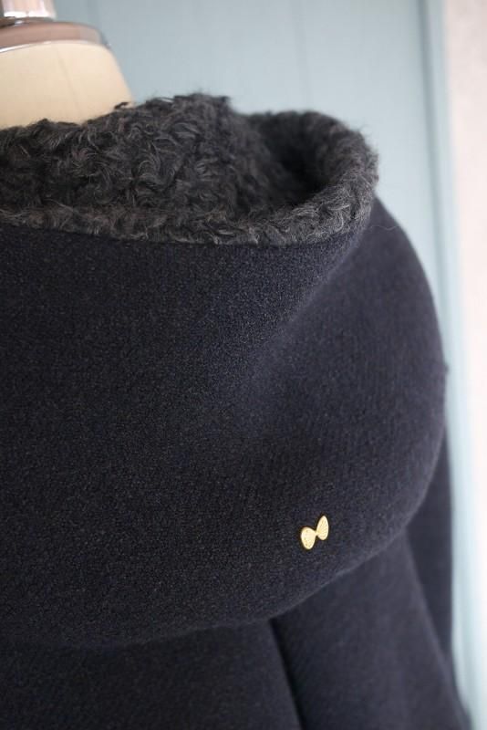 ミナペルホネン nordic moss ダッフルコート ショート丈 (ネイビー/38