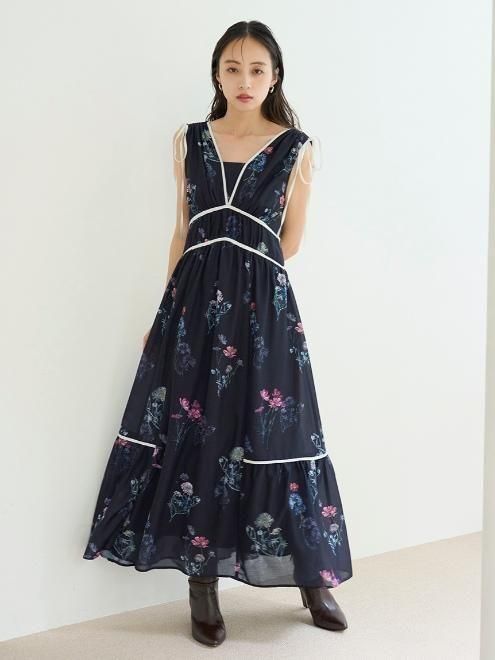 snidel （スナイデル）フラワードロストディティールワンピース 25秋冬