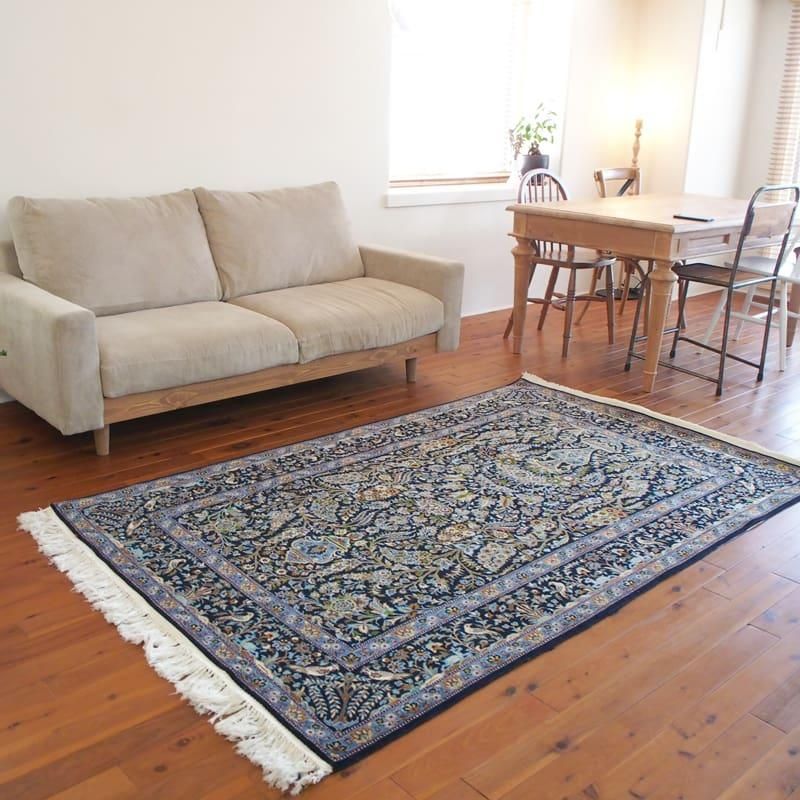 イラン ペルシャ絨毯 ウール絨毯シルク混 135×217cm ヴィンテージラグ