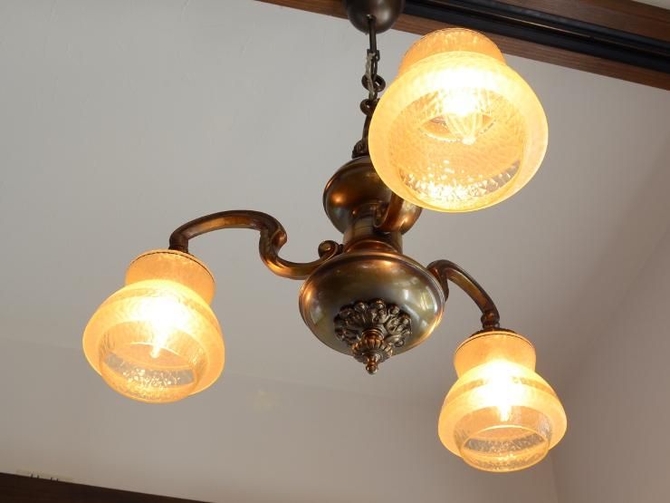 アンティーク ウランガラス 3灯シャンデリア｜アンティーク照明
