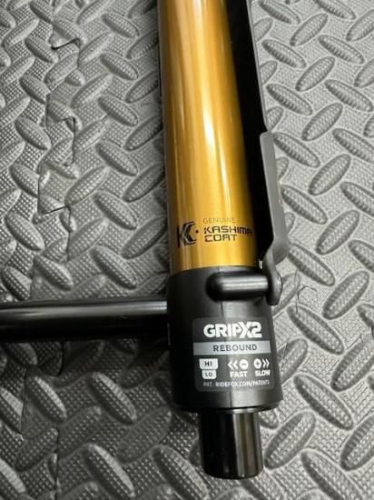 玄武店頭在庫ございます。 即納可能！ 2026 FOX 36 PODIUM FACTORY