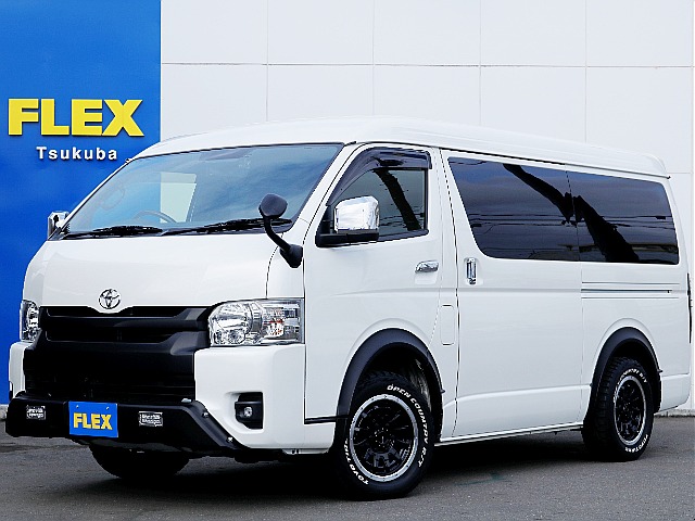 車好きがこだわる】トヨタ ハイエース200の特別仕様車、ダークプライム