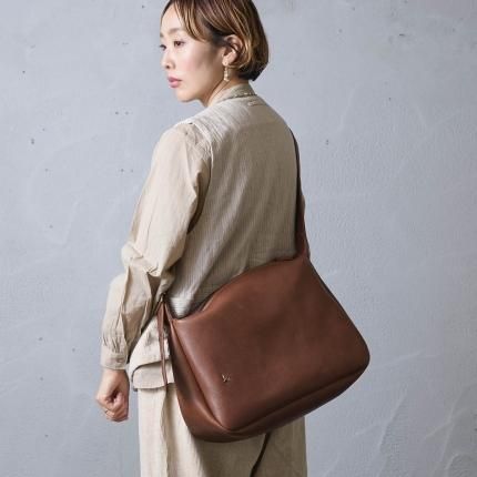 KUROSAWA ハチのマークの革製品 - poooL