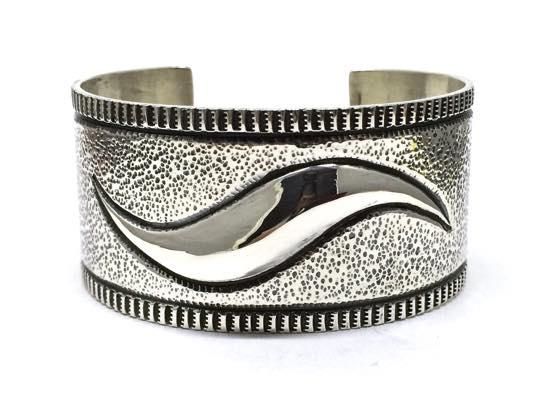 EDISON CUMMINGS エディソン・カミングス EMBOSS BANGLE