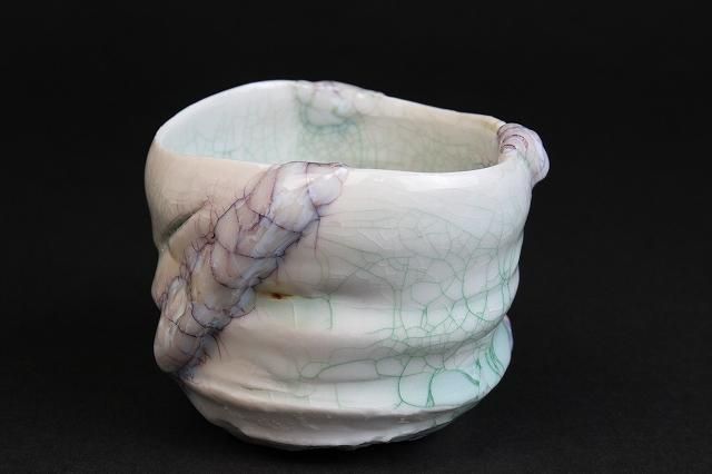 氏家昂大 漆貫入彩白磁ぐい呑 氏家昂大 「 漆貫入彩白磁ぐい呑 」 酒器