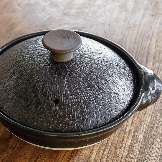 取手もいい土鍋 黒釉/木つまみ - 伊賀焼窯元 長谷園 公式通販