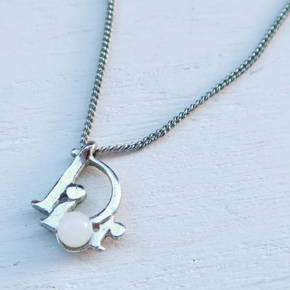 Christian Dior（ヴィンテージ ディオール）DIOR ロゴ チャーム