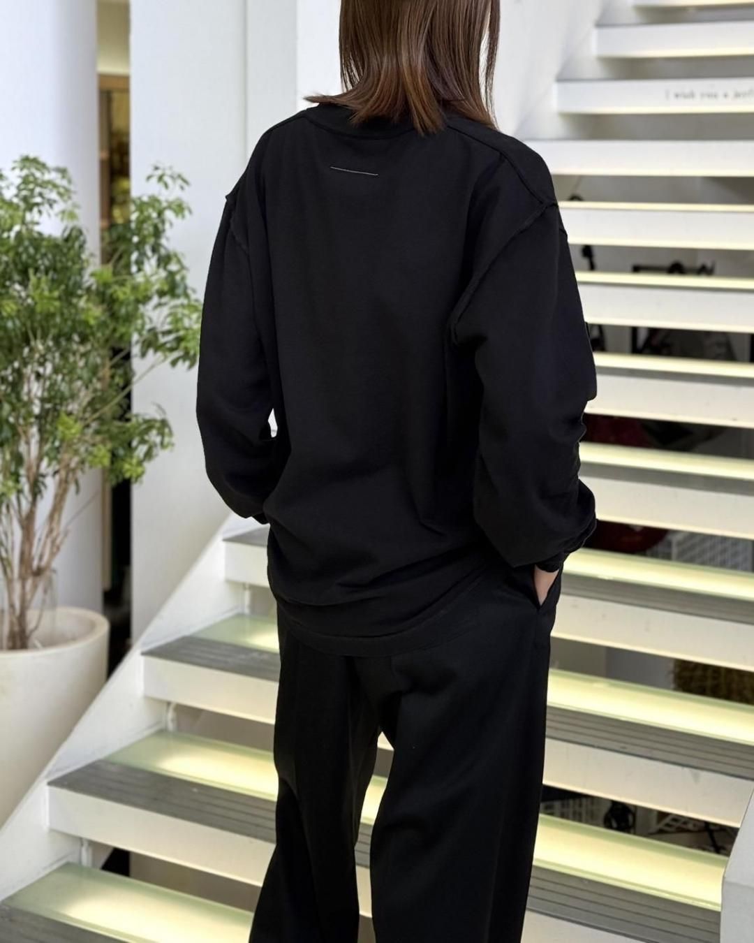 MM6 MAISON MARGIELA｜LONG-SLEEVED TOP｜BLACK｜2025秋冬｜正規 通販