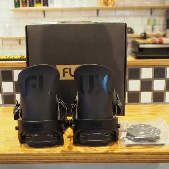 FLUXビンディング SR Mサイズ | マットブラック - TRIAL SurfFamily