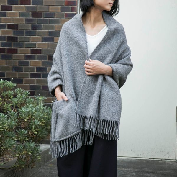 LAPUAN KANKURIT/ポケットショール UNI -体をあたためてくれるウールの