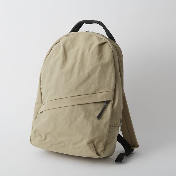 NIZYU KANO/ライトナイロンリュック L -4ジップで背負ったまま出し入れ