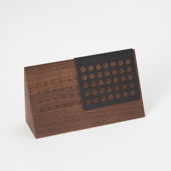 DIARGE/デスクトップエターナルカレンダー（万年カレンダー） -真鍮と