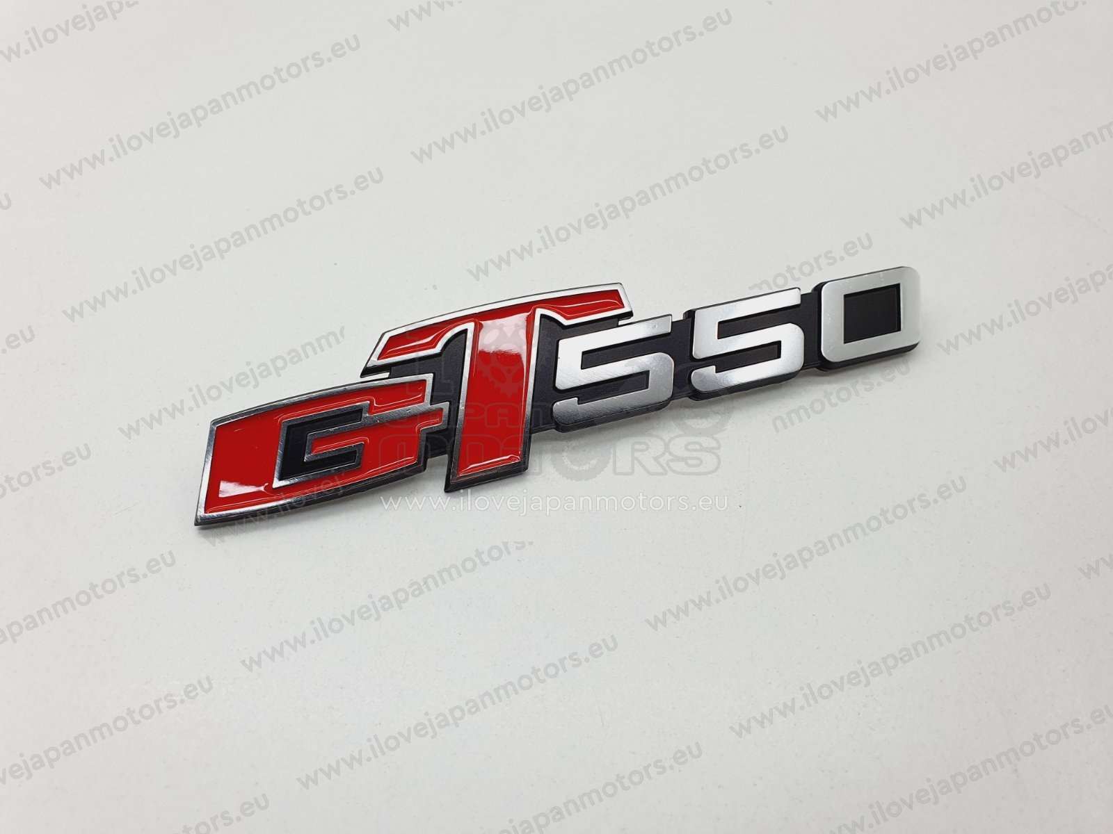 SUZUKI GT550 GT NEW GENUINE EMBLEM BADGE SIDE COVER 68141-34000