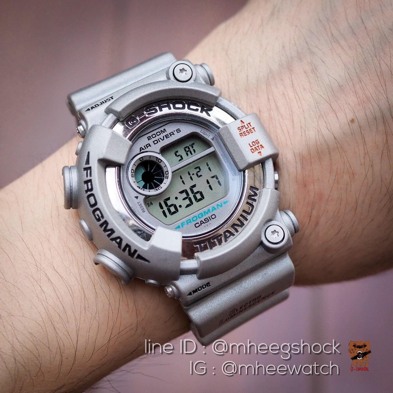 Limited Dw-8201GF-8 Frogman Men of Silver (Japan Only