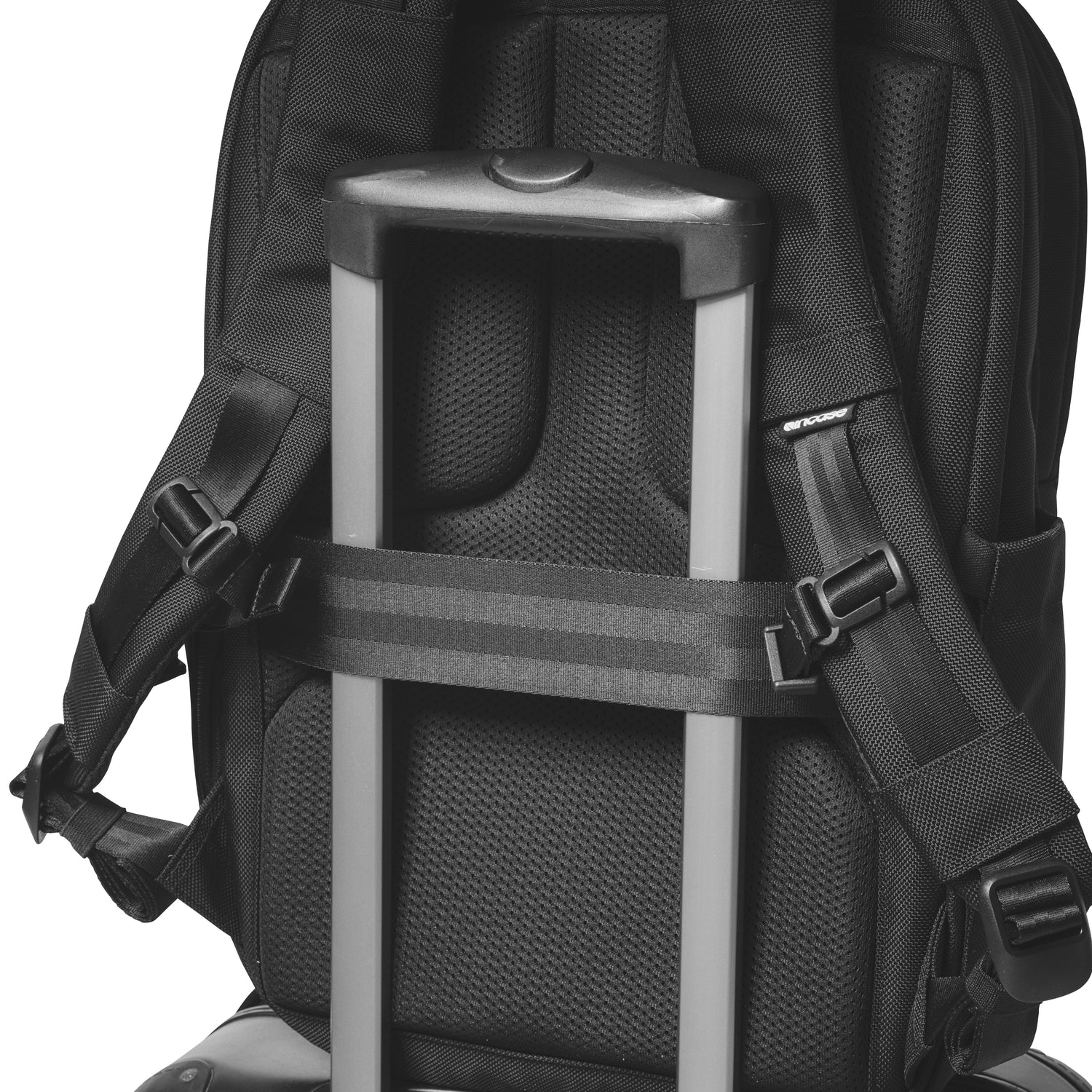 トラックスバックパック25(Tracks Backpack 25L) -黒(ブラック)-軽量