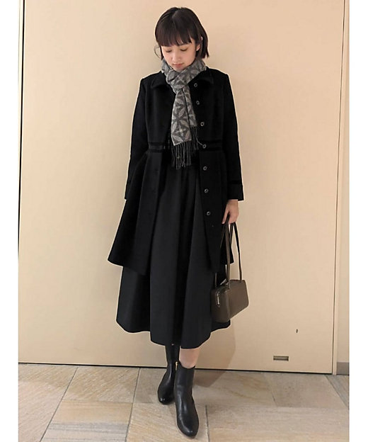 オーバーラップサークル モノトーンカシミヤ100％マフラー