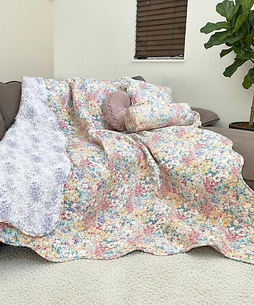 メル47425様成約済み！新品タグ付LAURA ASHLEYマルチカバー 2026年最新