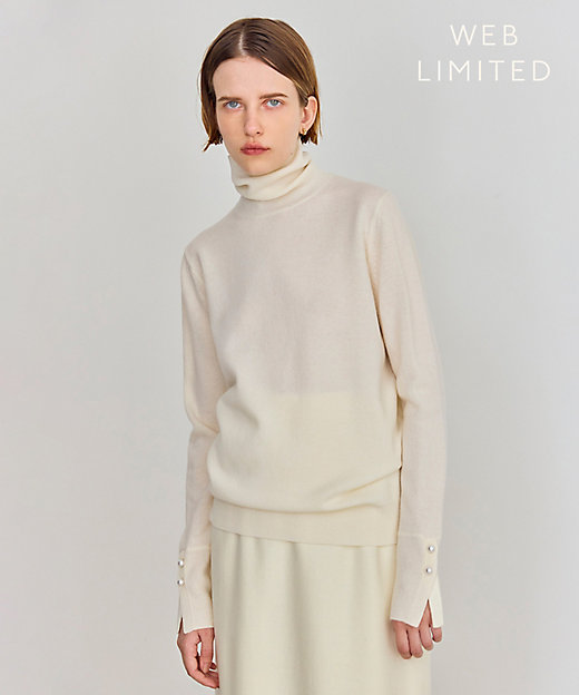 WEB限定・洗える】ALSACE ／ パール釦タートルネックウール