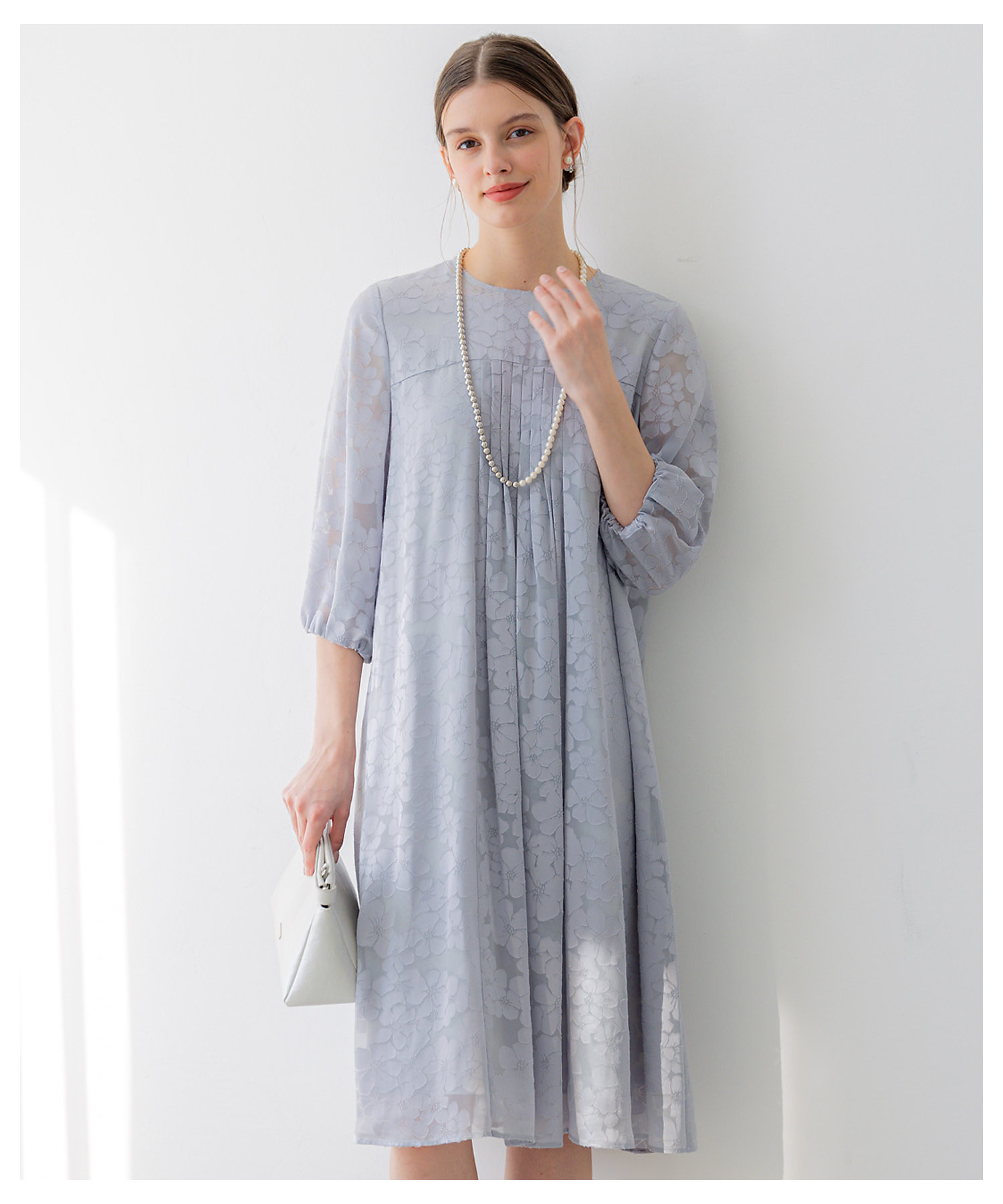 APPLAUDIR】フラワーサテンオパール ドレス