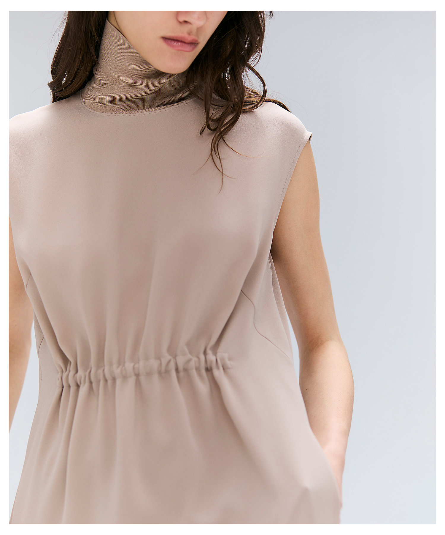 洗える】FLEUR ／ ニットコンビハイネックノースリーブドレス