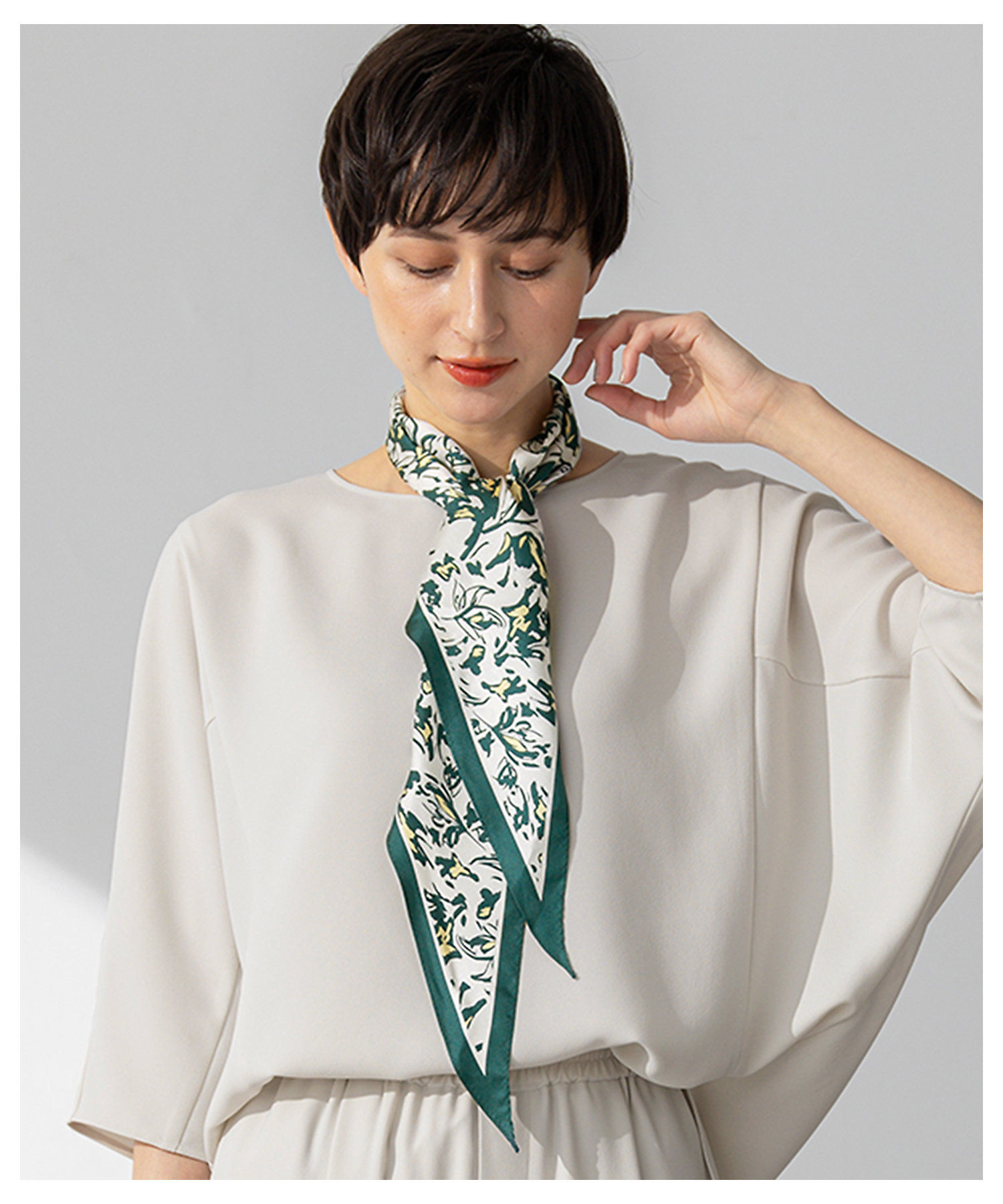 ニュアンスフラワー プリント シルク スカーフ（SF3DGS0202