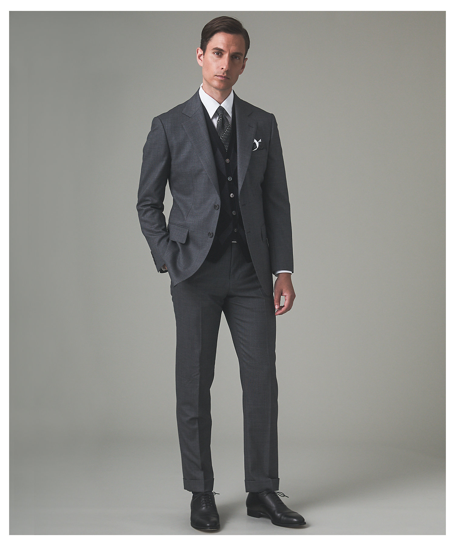 新品☆17号LL♪グレー系♪サマースーツ3点♪ストレート＆テーパード