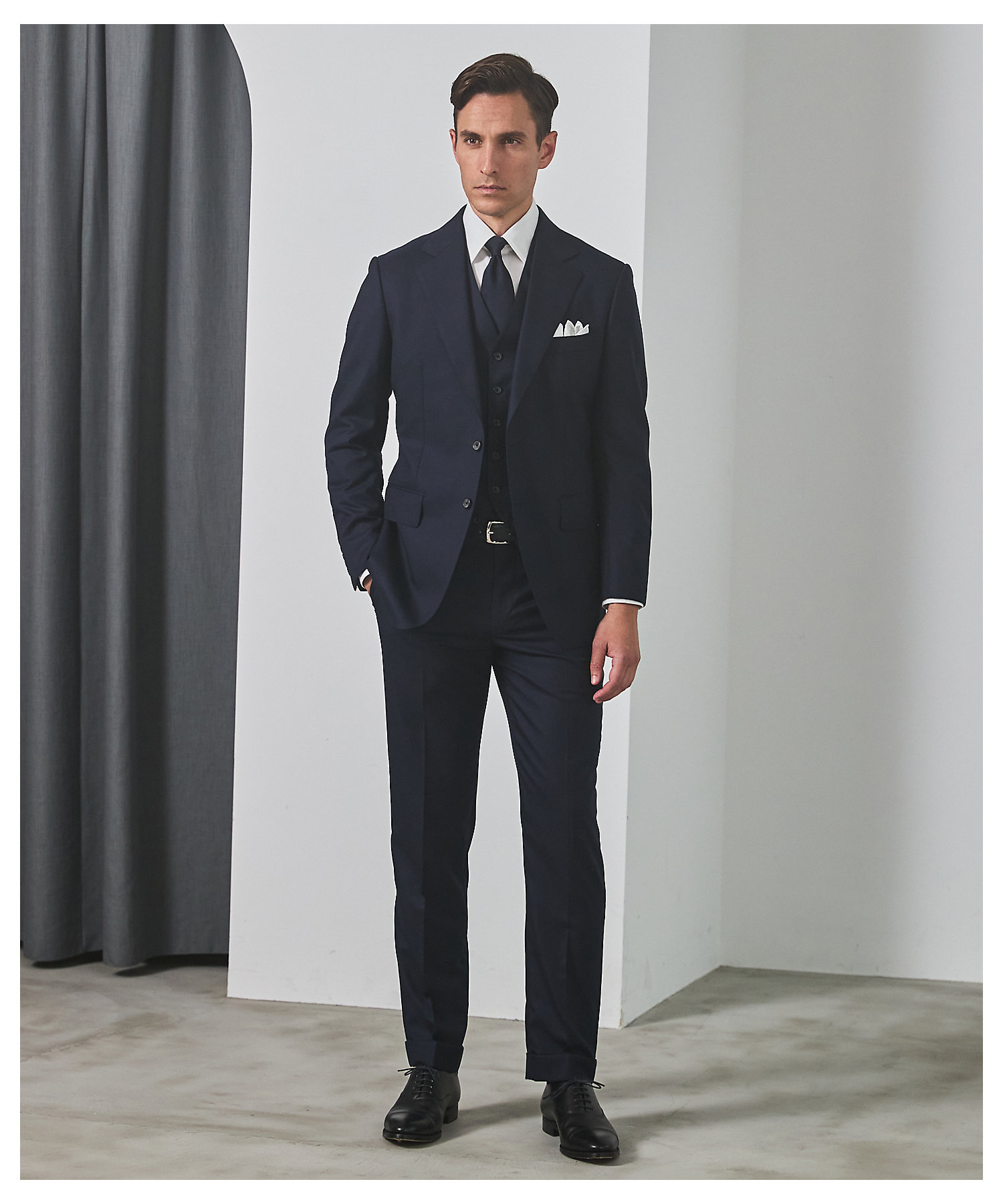 シワになりにくい【御幸毛織／みゆきけおり】Superior160s