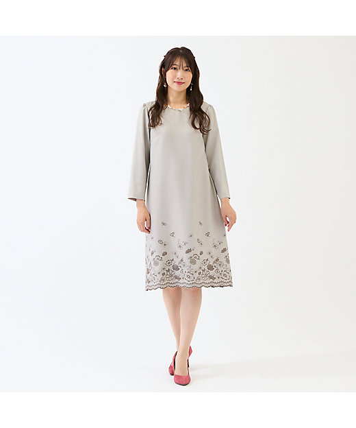 吹上刺繍ワンピース（51011601） | Rose Tiara (Women/大きい