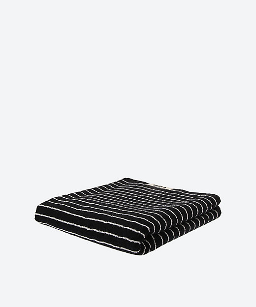 バスタオル Black Stripes 70×140cm | TEKLA