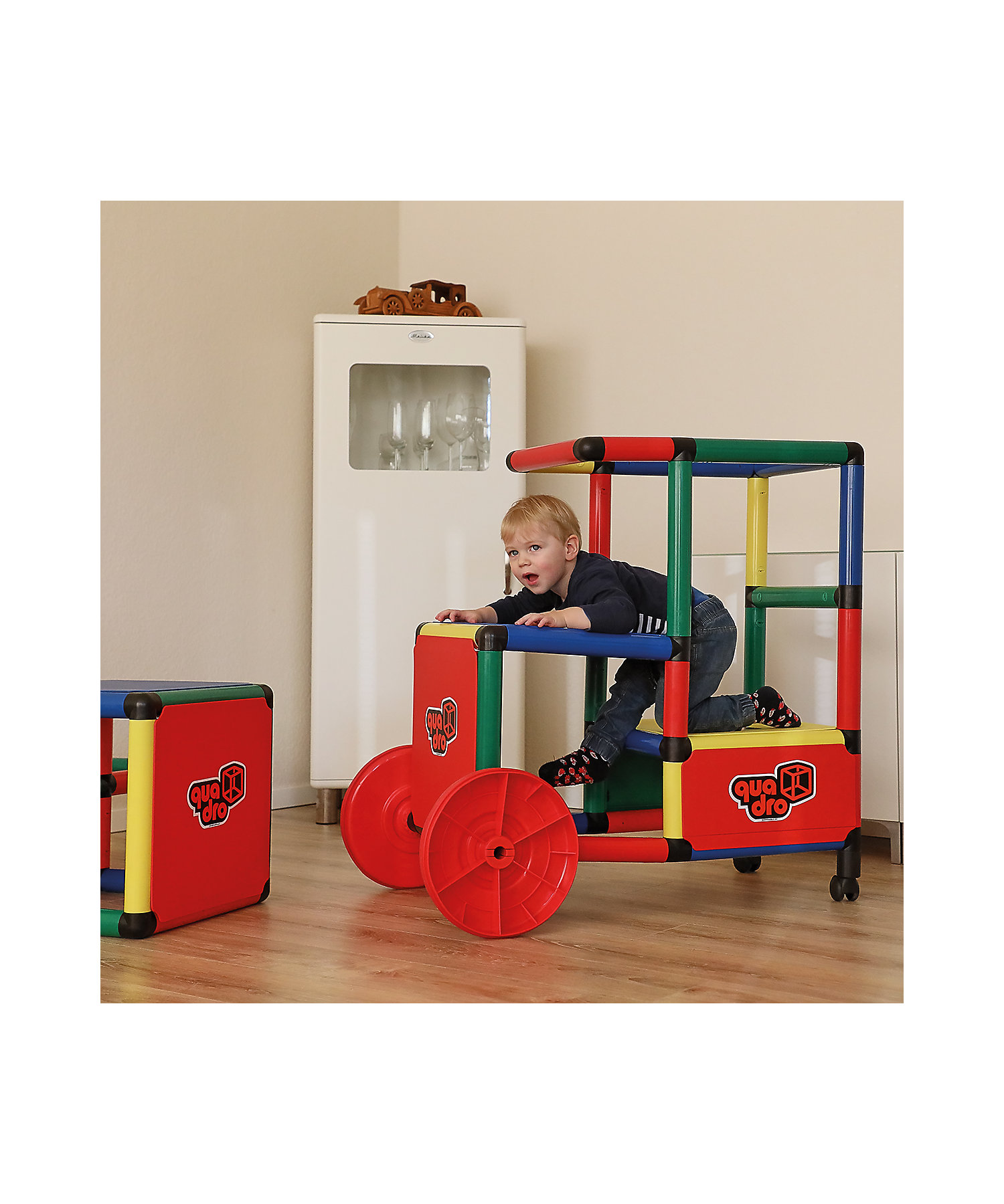 受注商品】クアドロ トドラー・プレイジム | BORNELUND (Baby&Kids