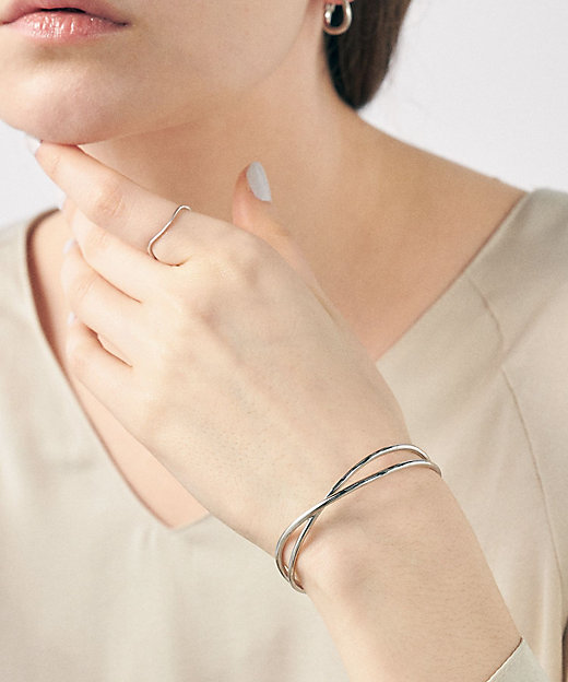 クロス バングル | ete bijoux (Women)/エテ ビジュー | 三越伊勢丹
