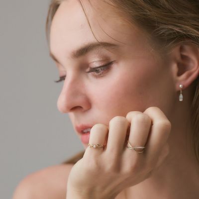 K5オパール／ダイヤモンドピンキーリング | agete/アガット | 三越